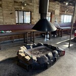 海女小屋はちまんかまど - 