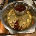 薬膳ハリハリ鍋ごんじゅ - 