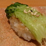 鮨 おさむ - かいわれ昆布締め