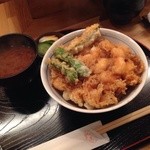 天さく - 赤だし、漬物セットで1000円です( ´ ▽ ` )ﾉ