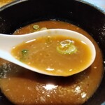 一 - 濃厚な魚強めスープ