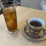 タイ料理バル クントゥアン - ハスの葉のお茶