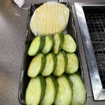 とんちゃんや ふじ - きゅうりと大根の漬物