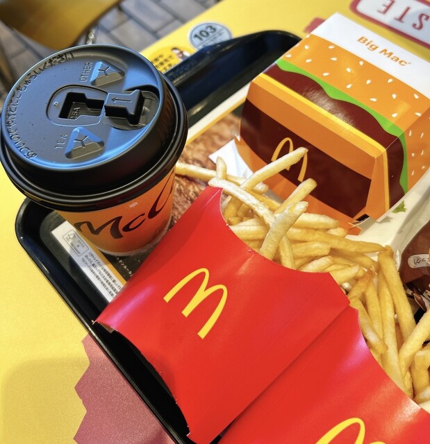 マクドナルド 宇治東アルプラザ店 （McDonald's） - 三室戸