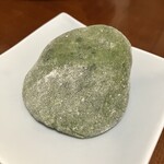 出町ふたば - 田舎大福（よもぎ大福）