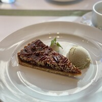 37 Steakhouse & Bar - 
