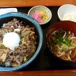 Hai Gatten - 日替り定食　とろ～り温玉のせすき焼き丼　７００円