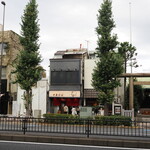 麺庵 利休 - 右端、桜木神社、左端、利休さん