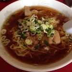 らーめん原宿 - 醤油角煮ラーメン。