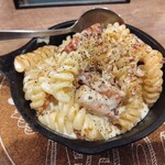 鉄板バルSOURCE - おつまみショートパスタ