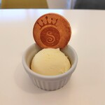 ソレイユカフェ - セットのバニラアイス