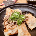 蕎麦の実 よしむら - 名物餃子