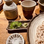 蕎麦の実 よしむら - 九条ネギの薬味