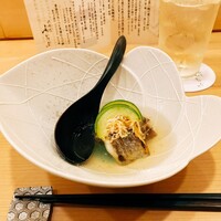 肉割烹ふたご 北新地店 - 牛タン柔らか煮と太刀魚の澄まし