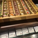 リュクス ダイニング ハプナ - 