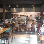 イタメシヤ VINO&PASTO - 店内