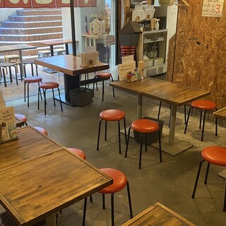 仕事帰りのサク飲みや少人数の飲み会、宴会など様々なシーンに