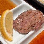 焼肉ホルモン はねいし - 
