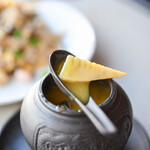 涵梅舫 - "罐燜裙邊（かはかめのえんがはつぼむしに）"、笋片（たかむなうすぎり）