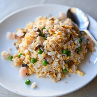 涵梅舫 銀座店 - "揚州炒飯（ごもくやきめし）"