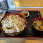 吉田屋食堂 - 料理写真:かつ丼