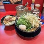 家系ラーメン たつ家 - 