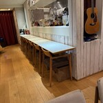 オステリア・マンジャベーネ - 内観