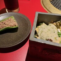 和牛とタン 焼肉 とみ 新橋本店 - 