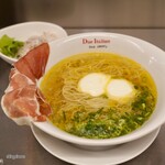 黄金の塩らぁ麺 ドゥエ イタリアン - 