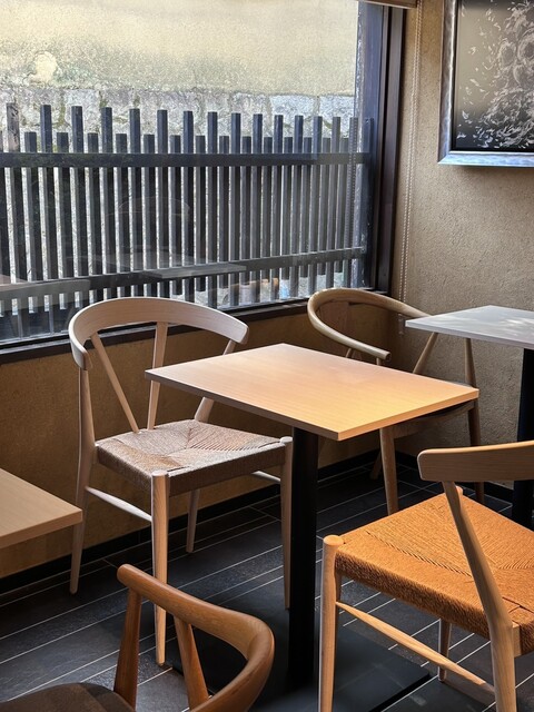 ◇unico◇Kurts◇カフェテーブル ◇大阪兵庫京都奈良滋賀和歌山◇ 362Coffee - 祇園四条/コーヒースタンド | 食べログ