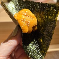 京橋 鮨 好日 - 雲丹 手渡し