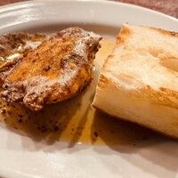 カルネジーオ イースト - 