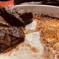 カルネジーオ イースト - 