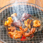 炭火焼肉 肉人 - 