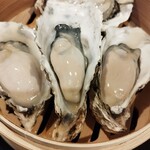 黒毛和牛と銀座牛タン専門 Kurosawa - 蒸し牡蠣