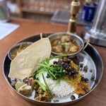 BLOCK HOUSE 水曜カレー - 