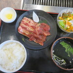安楽亭 - 
