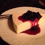 ベルエキップ - レアチーズケーキ
                                