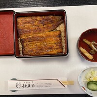 鰻割烹 伊豆栄 本店 - 