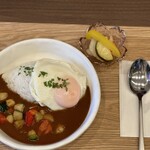 キッチンMY's - 隠れた人気メニュー　　ポークビンダルーカレー