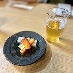 黒豚とんかつ ほり壱 - スタートは自家製ピクルスをビールで