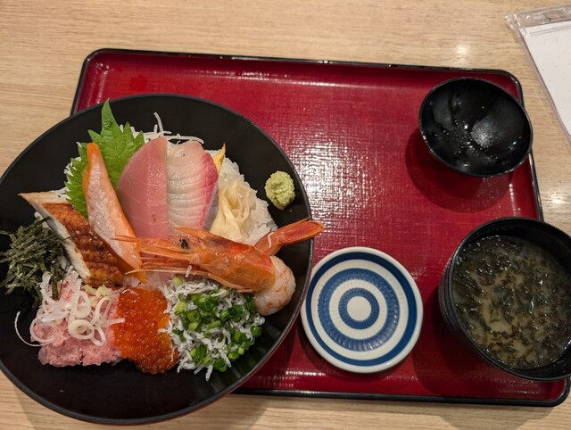築地食堂 源ちゃん 五所川原ELM店 - 五所川原（海鮮）の写真
