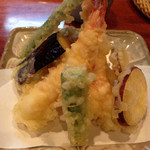 天庵 - 天せいろの天ぷら。カラッと揚がっています。 2014.05