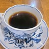 ケンダース珈琲店 - お飲み物①ブルボン・アマレロ《ブラジル産黄色く完熟するブルボン・アマレロ種の珈琲豆、ビターチョコと評されるらしい》(税込650円)
豊かな香り、優しい苦味、微かな酸味、仄かな甘味、中深煎りかな？