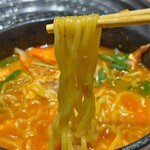 國產牛燒肉Kuidon 三重川越店 - 麵條提起