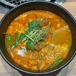 國產牛燒肉Kuidon 三重川越店 - 牛肋條拉麵