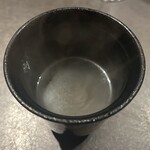 緒乃 - 河豚 (天然)のスープ　酢橘を落として