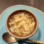 緒乃 - 松茸 (山梨) の茶碗蒸し