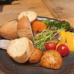 チーズと生はちみつの専門店 BeNe - 