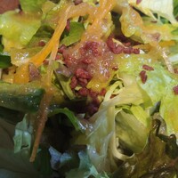 大井町銭場精肉店 - サラダ〜